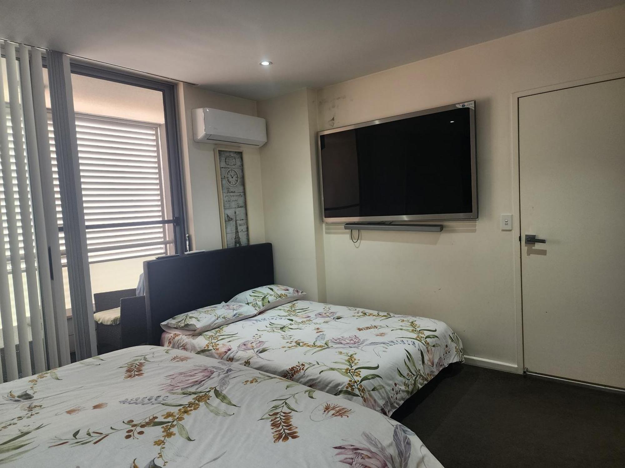 Parramatta Shared Apartment 시드니 외부 사진